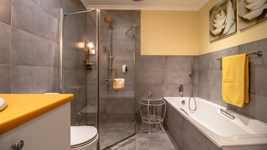 2 Bedroom Property for Sale in Pinelands Western Cape